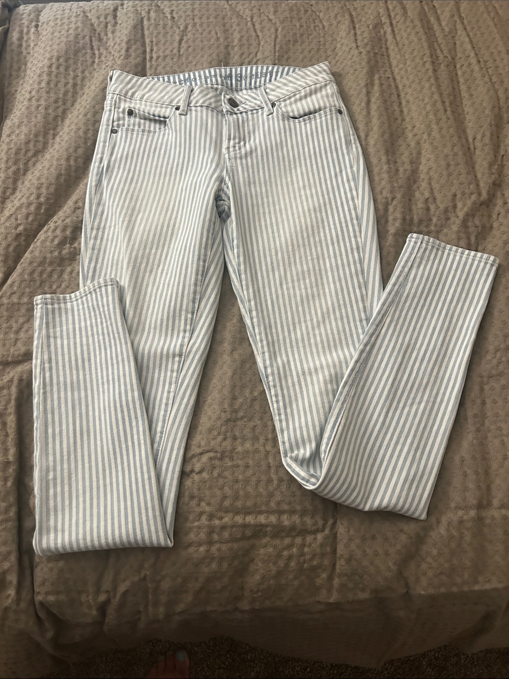 Articles Of Society Blue & White Striped Jeans - High Rise Detail